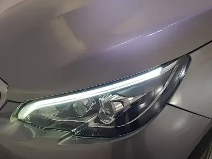 Photo 15 Peugeot 308  BlueHDi 130ch S&S EAT8