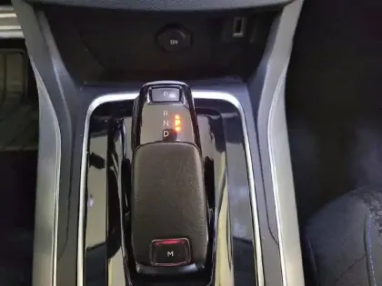 Photo 13 Peugeot 308  BlueHDi 130ch S&S EAT8