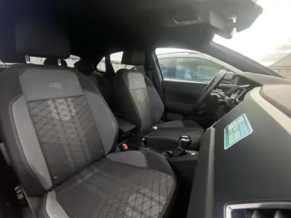 Photo 16 Volkswagen Taigo  1.0 TSI 110ch R-Line DSG7