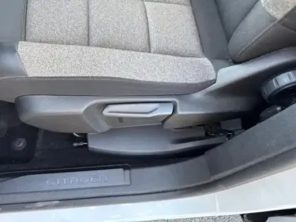 Photo 12 Citroën C5 aircross  Hybrid 225ch Feel e-EAT8