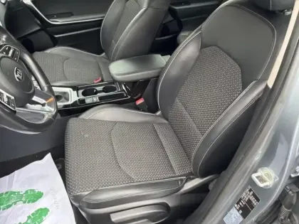 Photo 9 Kia Xceed  1.6 GDi 105ch + Plug-In 60.5ch Active DCT6