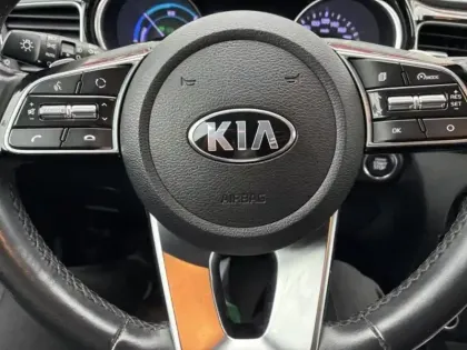 Photo 14 Kia Xceed  1.6 GDi 105ch + Plug-In 60.5ch Active DCT6