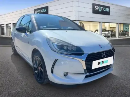 Photo 2 DS DS 3  PureTech 110ch Performance Line Automatique