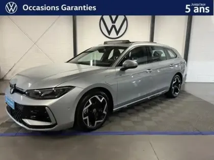 Photo 15 Volkswagen Passat  SW 1.5 eHybrid 272ch R-Line DSG6