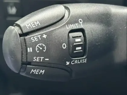 Photo 10 Citroën C3  PureTech 82ch Graphic S&S E6.d