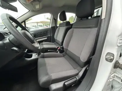 Photo 7 Citroën C3  PureTech 82ch Graphic S&S E6.d