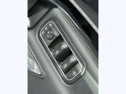 Photo 24 Mercedes Classe A 250 e Progressive Line /177