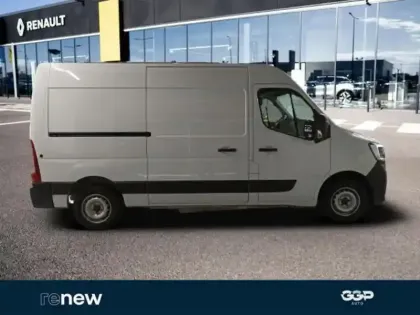 Photo 55 Renault Master FOURGON FGN TRAC F3300 L2H2 DCI 135 GENERIQUE