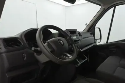 Photo 64 Renault Master FOURGON FGN TRAC F3300 L2H2 DCI 135 GENERIQUE