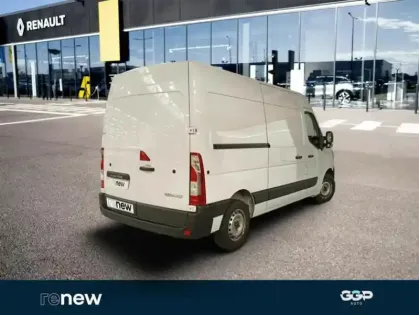 Photo 61 Renault Master FOURGON FGN TRAC F3300 L2H2 DCI 135 GENERIQUE