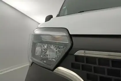 Photo 68 Renault Master FOURGON FGN TRAC F3300 L2H2 DCI 135 GENERIQUE