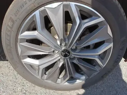 Photo 21 DS DS 4  Hybride Rechargeable 225 EAT8 Ligne Or