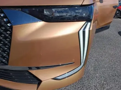 Photo 8 DS DS 4  Hybride Rechargeable 225 EAT8 Ligne Or