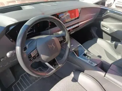 Photo 11 DS DS 4  Hybride Rechargeable 225 EAT8 Ligne Or