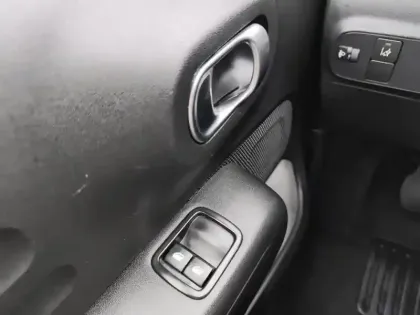 Photo 19 Citroën C3  PureTech 83 ch BVM5 You