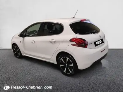 Photo 29 Peugeot 208  PureTech 110ch S&S BVM6 Tech Edition