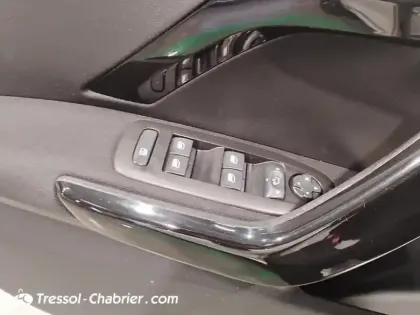 Photo 19 Peugeot 208  PureTech 110ch S&S BVM6 Tech Edition