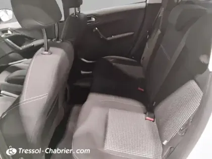 Photo 22 Peugeot 208  PureTech 110ch S&S BVM6 Tech Edition