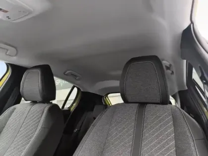 Photo 25 Peugeot 208  Hybrid 100 e-DCS6 Allure