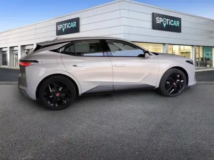 Photo 5 DS DS 4  Hybride E-Tense 225 EAT8 Performance Line