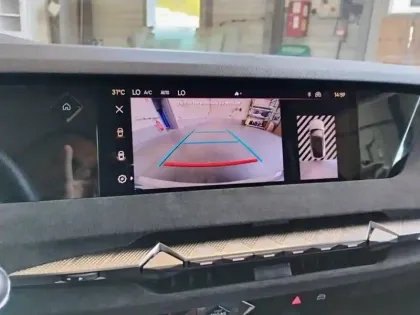 Photo 25 DS DS 4  Hybride E-Tense 225 EAT8 Performance Line