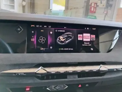 Photo 21 DS DS 4  Hybride E-Tense 225 EAT8 Performance Line