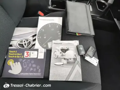 Photo 15 Toyota Rav4  Hybride 197ch AWD Design