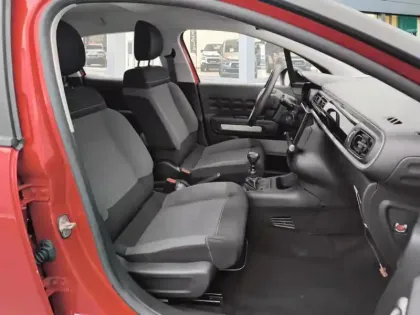 Photo 8 Citroën C3  BlueHDi 100 S&S BVM6 Feel