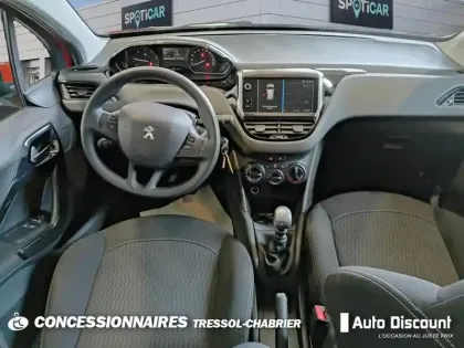 Photo 9 Peugeot 208  BlueHDi 100ch S&S BVM5 Active