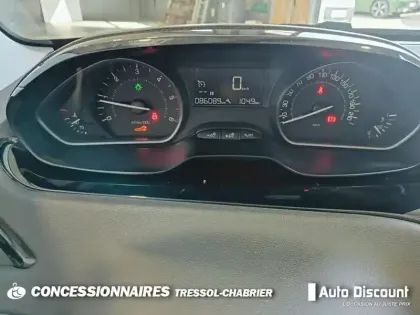 Photo 20 Peugeot 208  BlueHDi 100ch S&S BVM5 Active