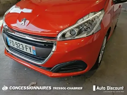 Photo 13 Peugeot 208  BlueHDi 100ch S&S BVM5 Active