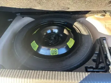 Photo 26 Peugeot 2008  BlueHDi 130 S&S EAT8 GT Line