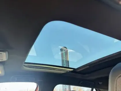 Photo 24 Peugeot 2008  BlueHDi 130 S&S EAT8 GT Line