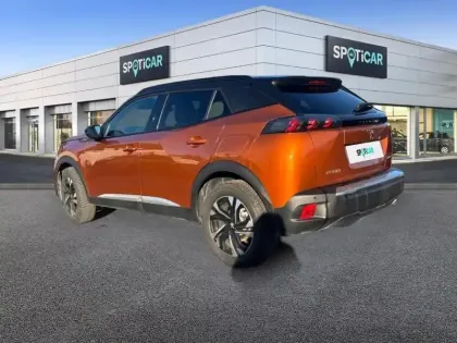 Photo 29 Peugeot 2008  BlueHDi 130 S&S EAT8 GT Line