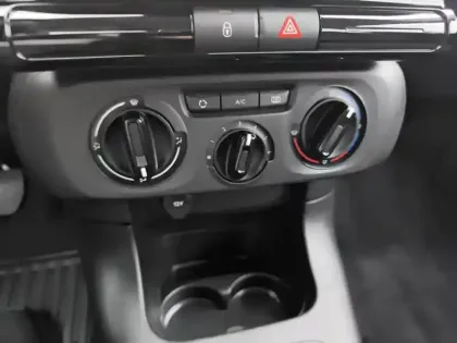 Photo 12 Citroën C3  PureTech 83 ch BVM5 You