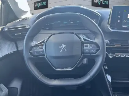 Photo 11 Peugeot 208  Electrique 50 kWh 136ch Style