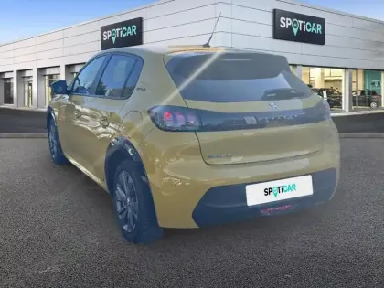 Photo 29 Peugeot 208  Electrique 50 kWh 136ch Style