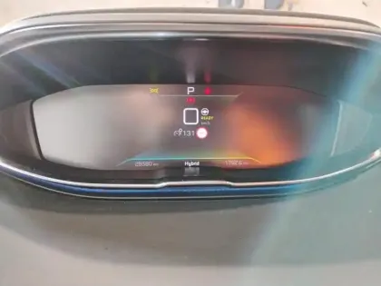 Photo 20 Peugeot 3008  Hybrid 225 e-EAT8 GT Pack