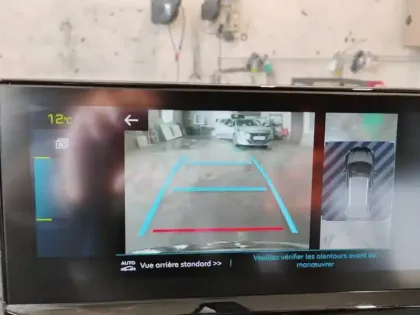 Photo 25 Peugeot 3008  Hybrid 225 e-EAT8 GT Pack