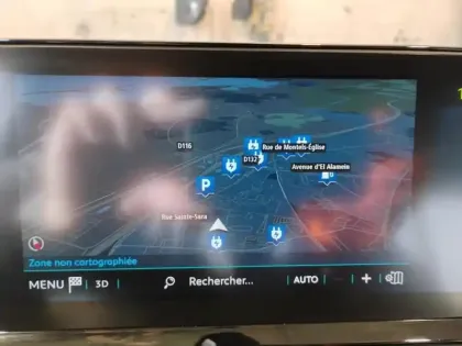 Photo 21 Peugeot 3008  Hybrid 225 e-EAT8 GT Pack