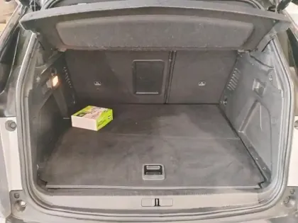 Photo 7 Peugeot 3008  Hybrid 225 e-EAT8 GT Pack