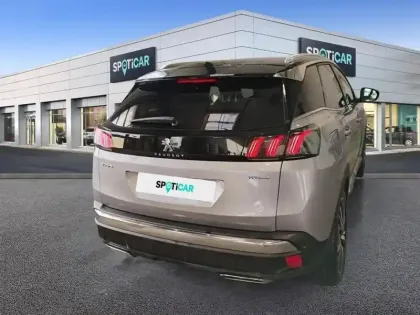 Photo 27 Peugeot 3008  Hybrid 225 e-EAT8 GT Pack