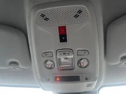 Photo 24 Peugeot 208  Electrique 50 kWh 136ch Style