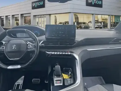 Photo 9 Peugeot 3008  Hybrid 225 e-EAT8 GT