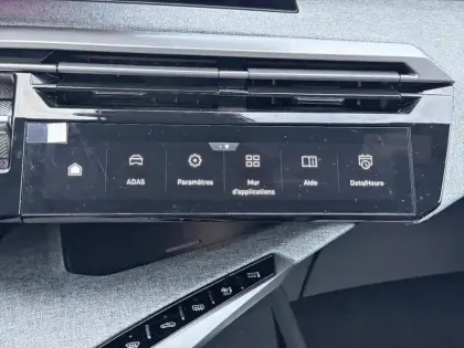 Photo 12 Peugeot 5008  Hybrid 145 e-DCS6 Allure