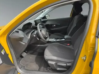 Photo 8 Peugeot 208  e- 136ch Style