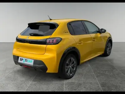 Photo 4 Peugeot 208  e- 136ch Style