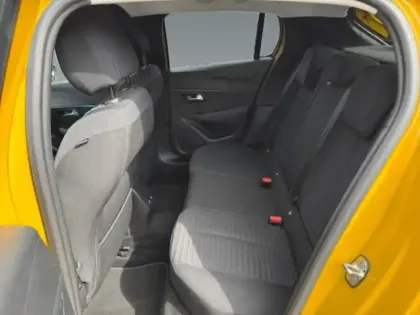 Photo 12 Peugeot 208  e- 136ch Style