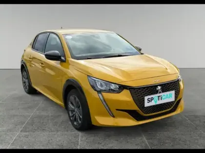 Photo 6 Peugeot 208  e- 136ch Style