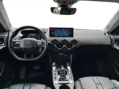 Photo 9 DS DS 3  Essence 130 Rivoli Automatique